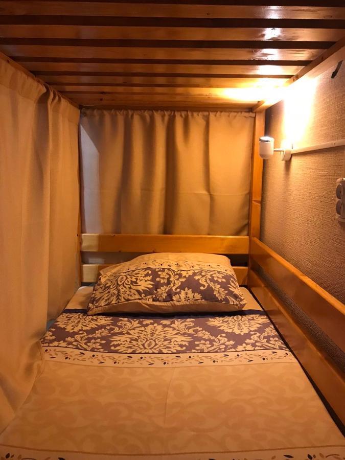 Green Street Hostel Львов Экстерьер фото