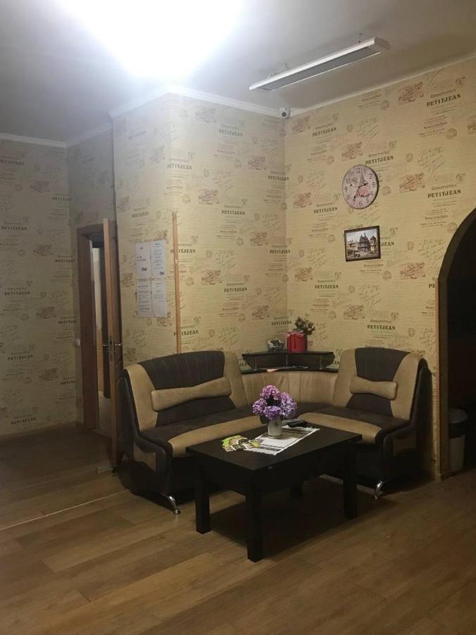 Green Street Hostel Львов Экстерьер фото