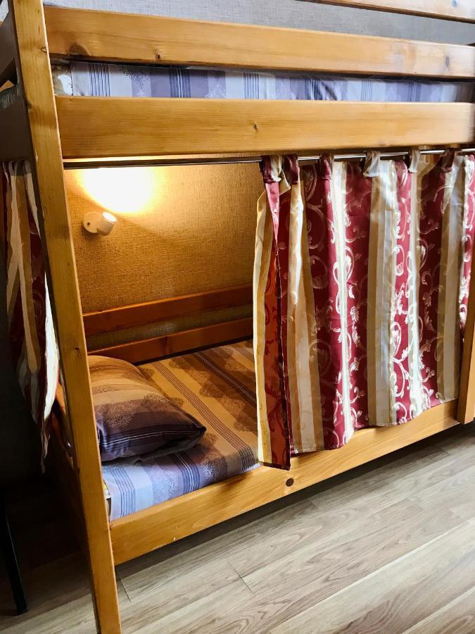 Green Street Hostel Львов Экстерьер фото