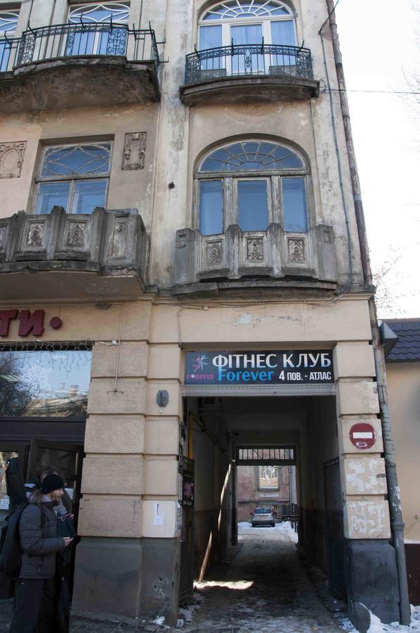 Green Street Hostel Львов Экстерьер фото