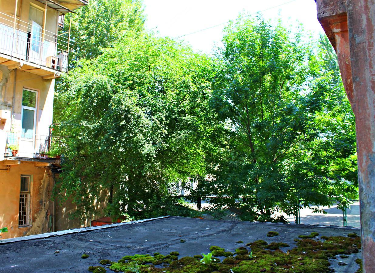 Green Street Hostel Львов Экстерьер фото